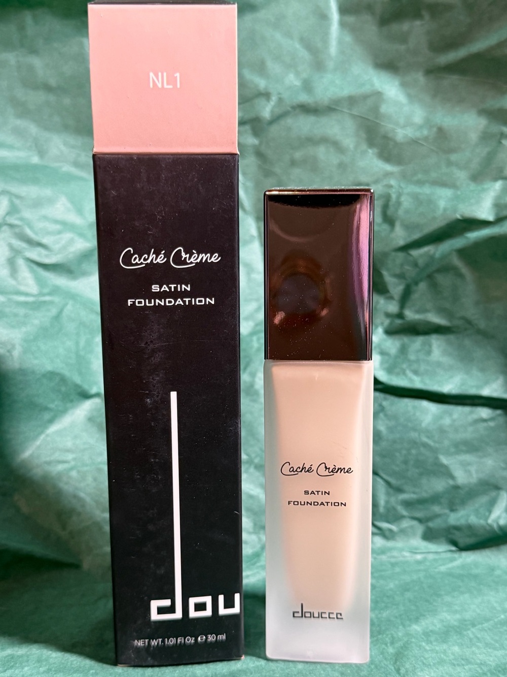 Doucce Caché Crème Satin Foundation NL1 - Neutral Light